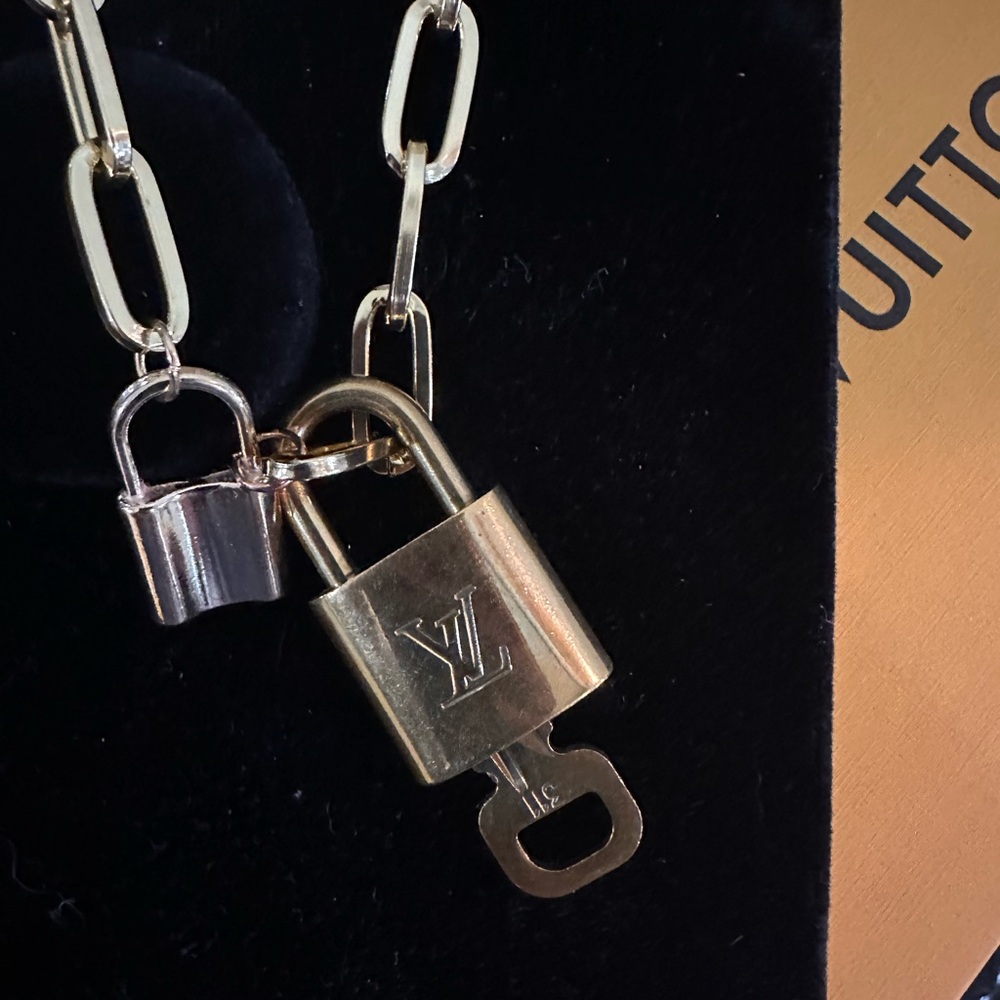 Louis Vuitton Gold and Silver Padlock 311 with fashion Chain necklace